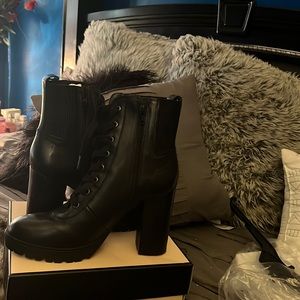 Steven Madden combat ankle boot with 4”heel